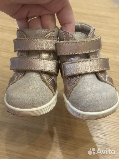 Ботинки демисезонные для девочки 19 Котофей