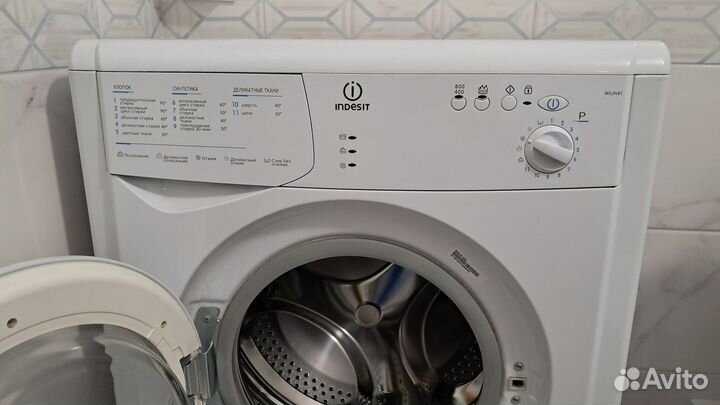 Стиральная машина бу indesit wiun 81 CSI