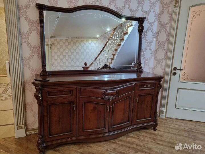 Комод с зеркалом массив дерева