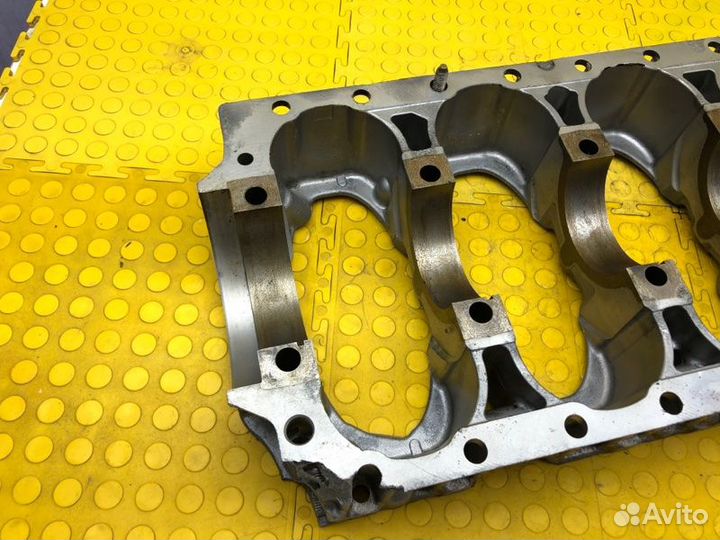 Б/У Блок цилиндров (Блок Двигателя ) Нижняя часть