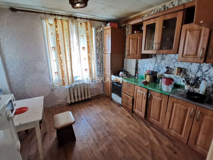2-к. квартира, 55 м², 1/10 эт.