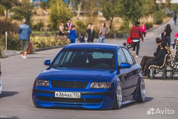 Накладка на передний бампер Volkswagen Passat B5