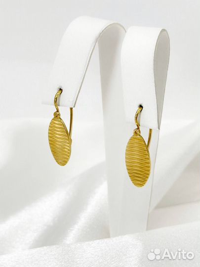 Золотые серьги СССР 750 / 5.6 гр бк