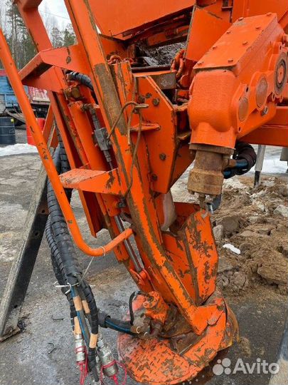 Пескоразбрасыватель кдм