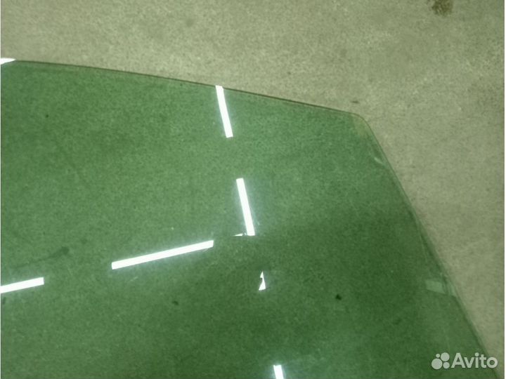 Стекло двери citroen jumpy 3