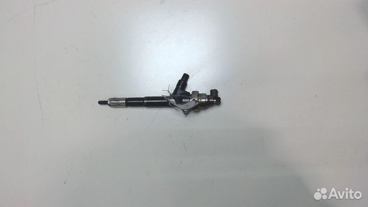 Форсунка топливная Opel Astra J, 2011