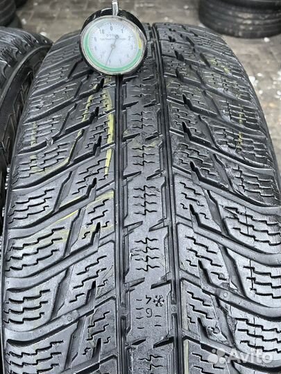 Nokian Tyres WR SUV 3 225/65 R17