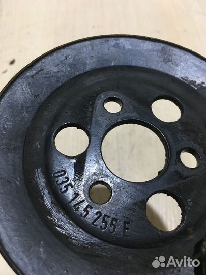 Шкив насоса гур Ауди 100 С4