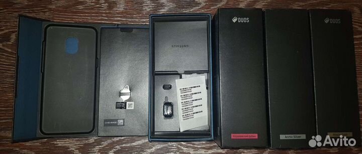 Коробка от Samsung S8