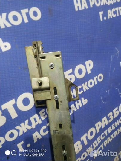 Передний правый стеклоподъемник Ваз Лада 2109