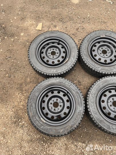 Колеса R14 4/98 на штампах ваз Bridgestone