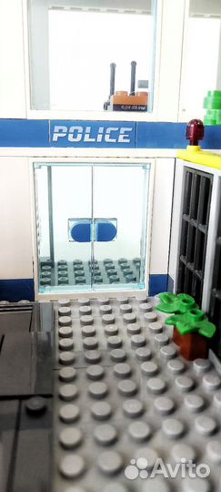 Конструктор Lego Police 60316 Полицейский участок