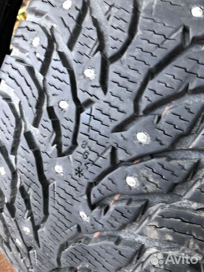 Nokian Tyres Hakkapeliitta 9 SUV 275/50 R21 113T