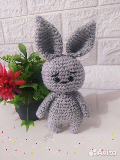 Вязаный зайка