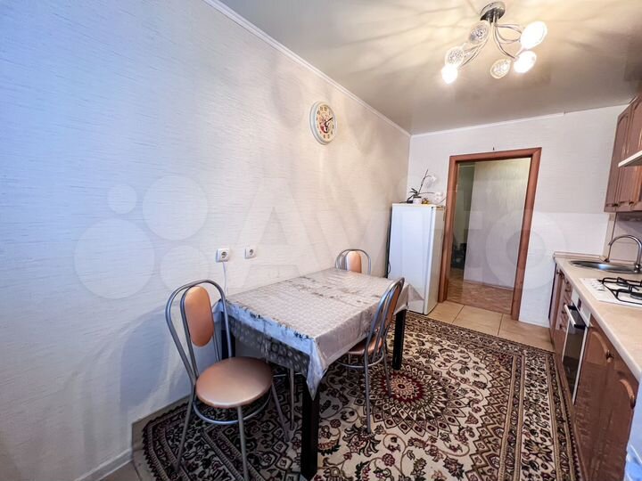 3-к. квартира, 72 м², 1/4 эт.