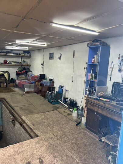 Гараж, > 30 м²