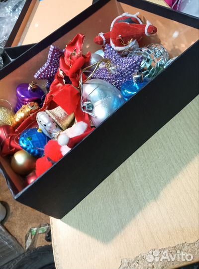 Елочные игрушки