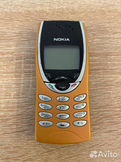 Nokia 8210