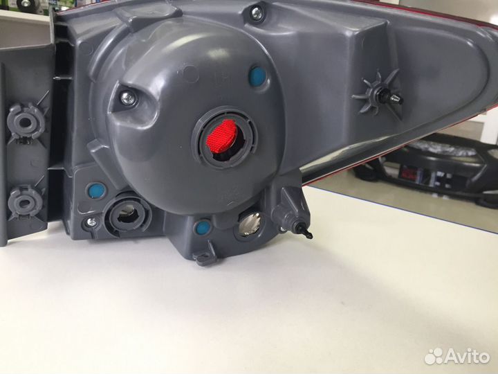 Фонарь левый внешний Chevrolet Cruze 2008-2015