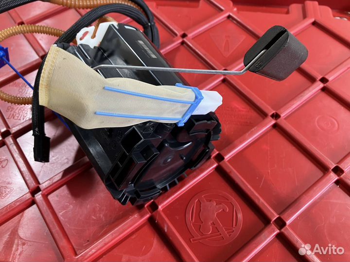 Насос топливный, Jaguar F-Type 2016