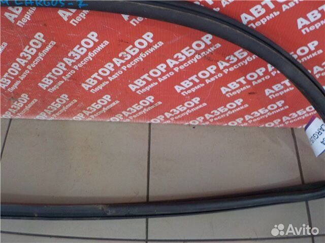 Уплотнитель двери передний правый LADA Largus