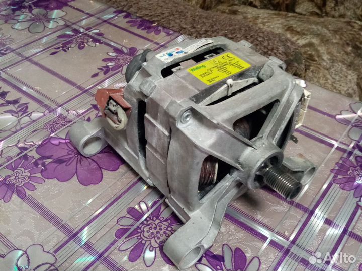 Двигататель стиральной машины indesit