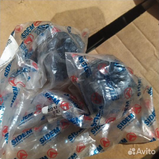 Втулки стабилизатора пер Ford Volvo Land Rover