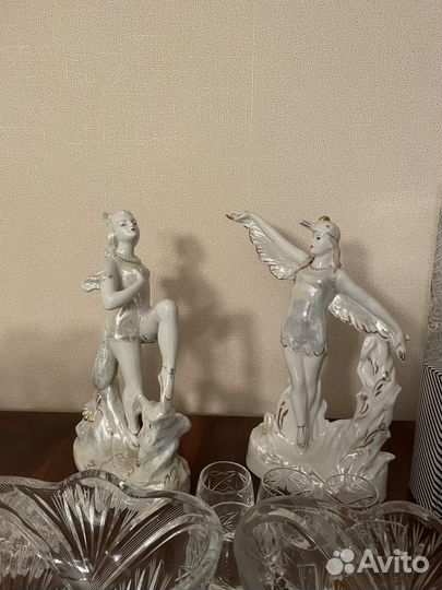 Фарфоровые статуэтки балерина кошка и птица