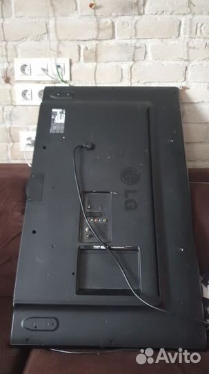 Телевизор LG 42LB552V