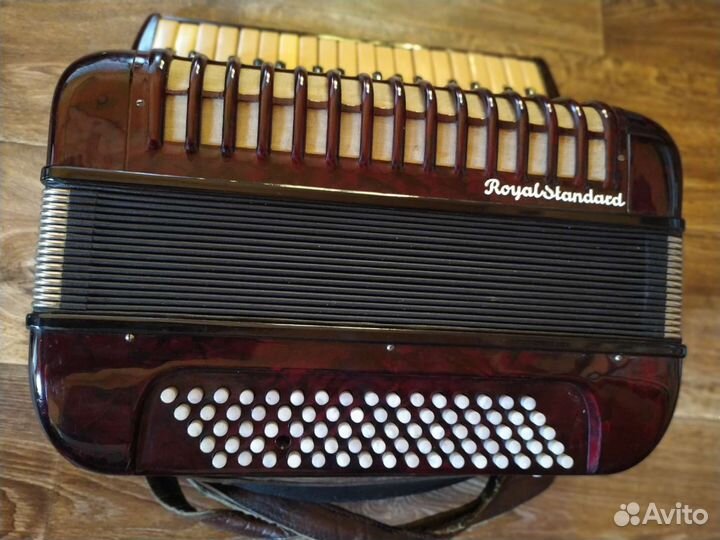 Аккордеон Royal standard