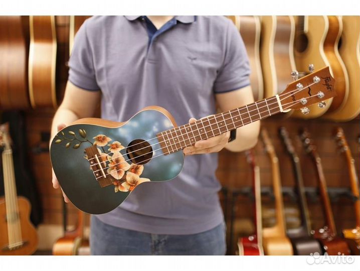 Flight AUC-33 Orchid Укулеле концерт