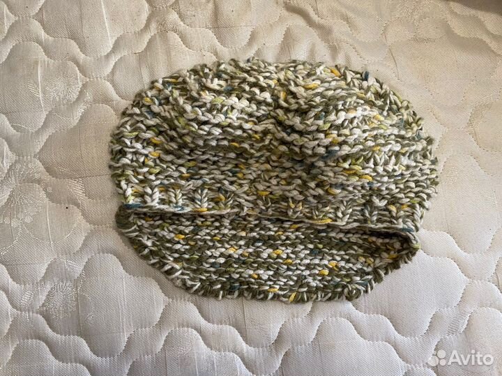 Шапка женская вязаная
