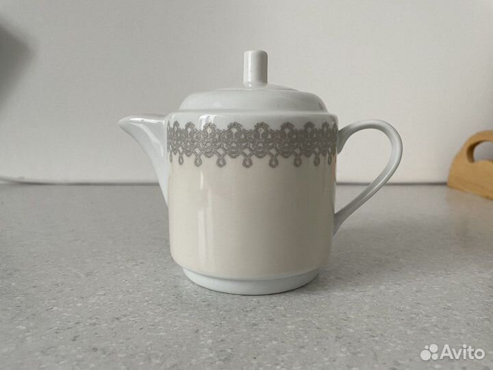 Заварочный чайник фарфор 400 мл новый