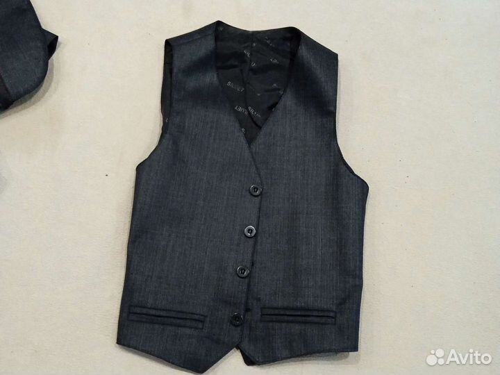 Школьный костюм для мальчика 128