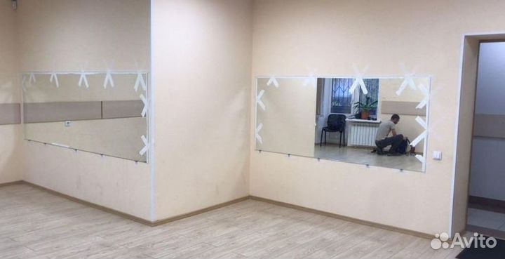 Круглое зеркало с фацетом