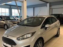 Ford Fiesta 1.6 MT, 2015, 166 000 км, с пробегом, цена 880 000 руб.