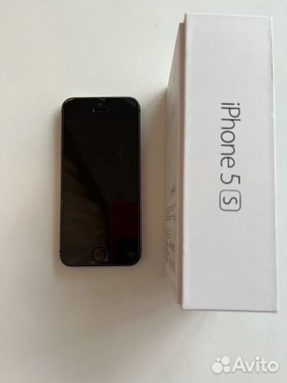 Телефон iPhone 5s