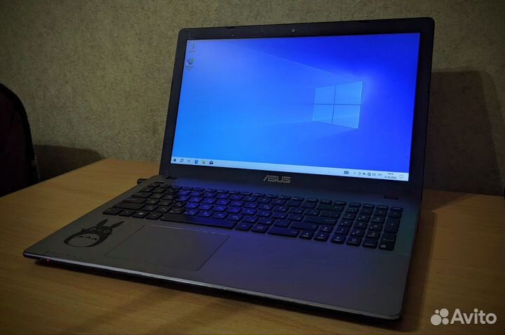 Ноутбук asus X550L 15.6