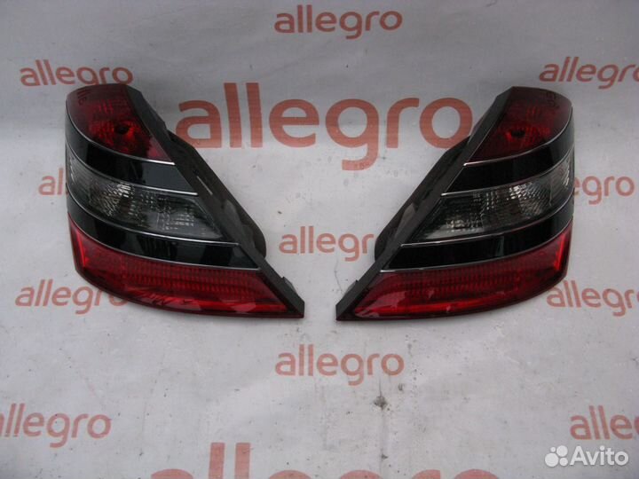 Фонарь задний левый правый Mercedes-Benz W221