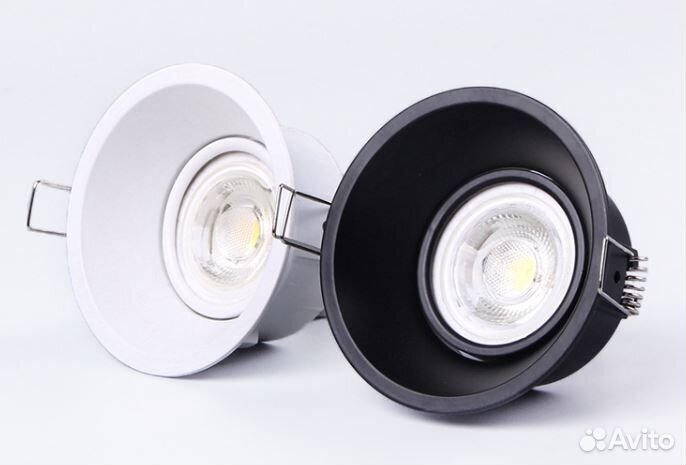 Потолочный светильник