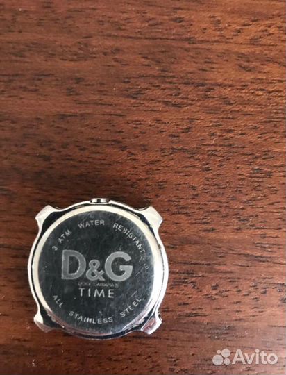 Часы женские D&G