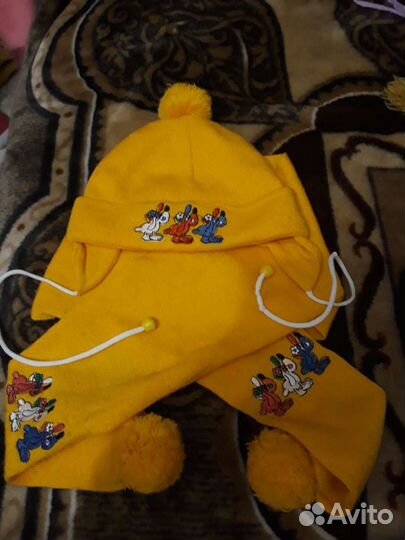 Шапочки и комплект детские