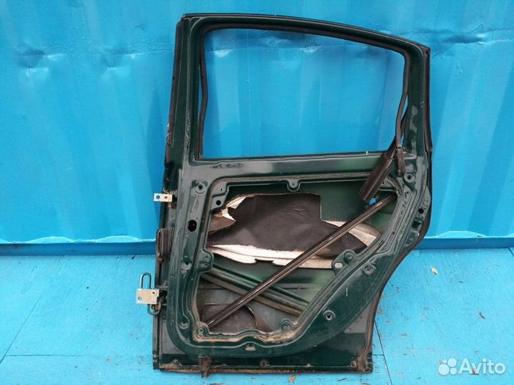 Дверь задняя правая Фольксваген Пассат B5