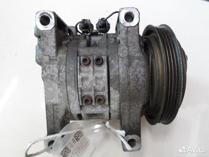 Компрессор кондиционера Nissan