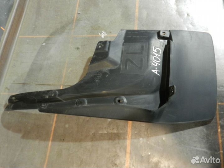 Брызговик задний левый - Lexus LX 3