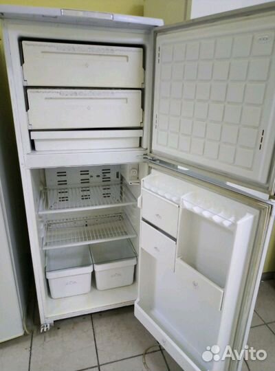 Холодильник 
