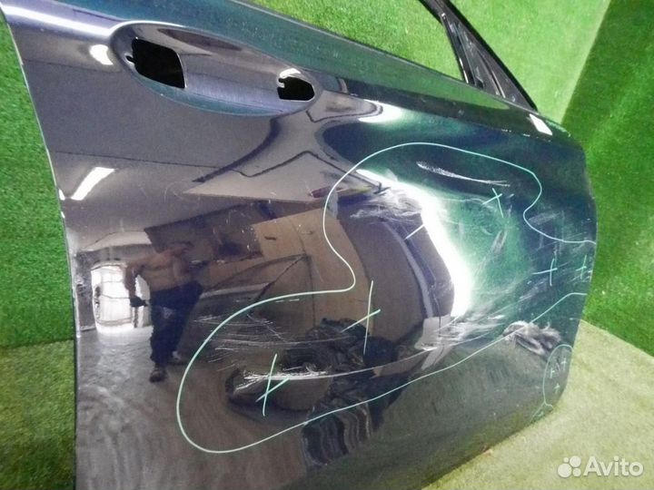 Дверь передняя правая Mercedes-Benz E-Class