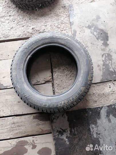 Maxxis ArcticTrekker NP3 165/65 R15