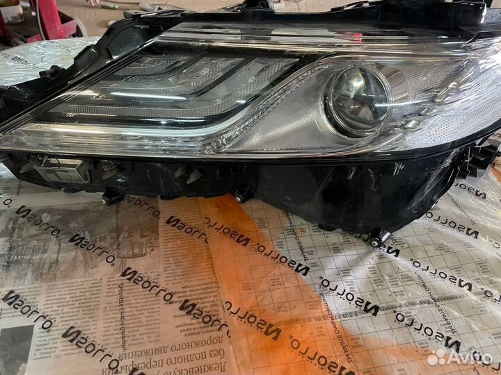 Фара левая Camry 70