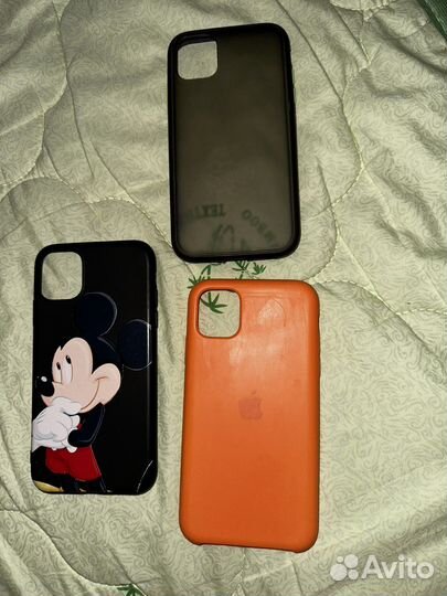 Продам чехлы от iPhone 11